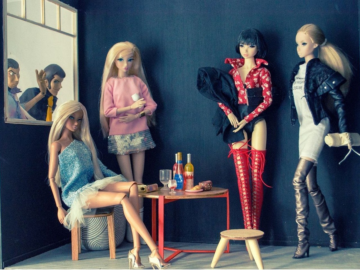 Как сделать длиннее волосы у куклы барби в домашних условиях?