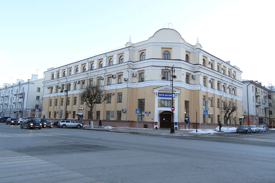 Тюменцы активно приобретают полисы от укусов клещей