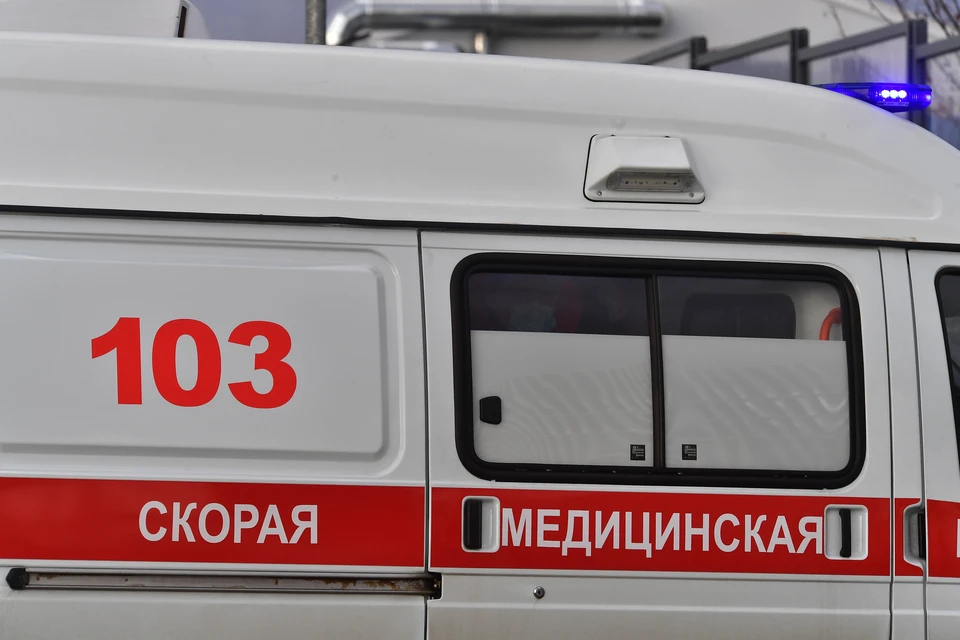 Двое жителей Приморья выпали из открытых окон