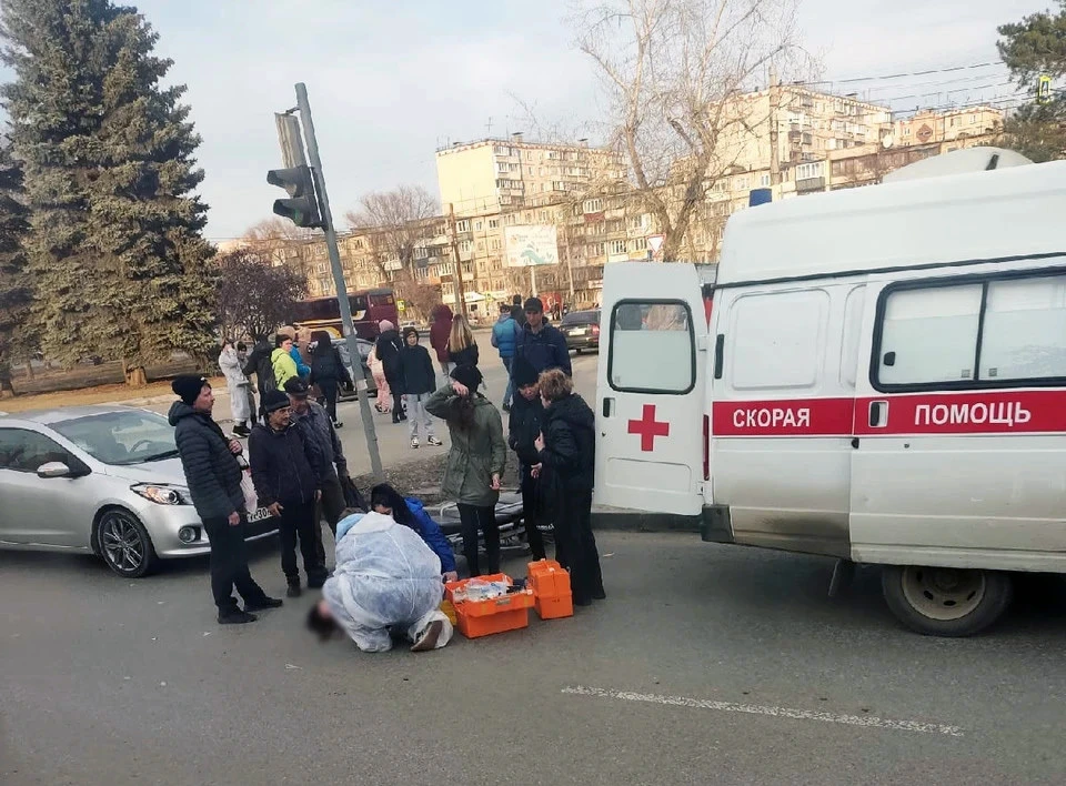 Челябинск подростки. Двух девочек сбили на пешеходном переходе Челябинск.