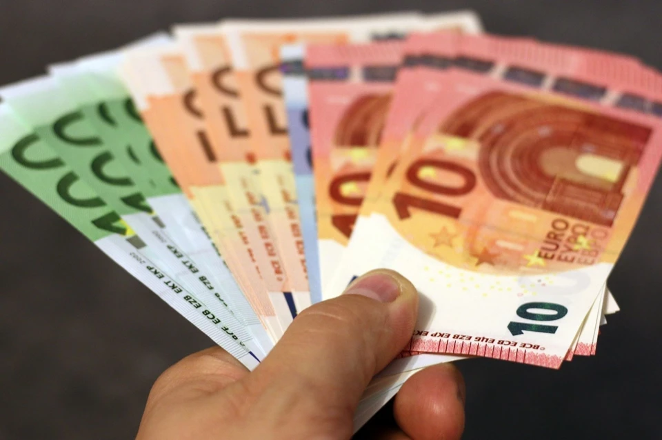 Евро резко дешевеет в Молдове. Фото: соцсети