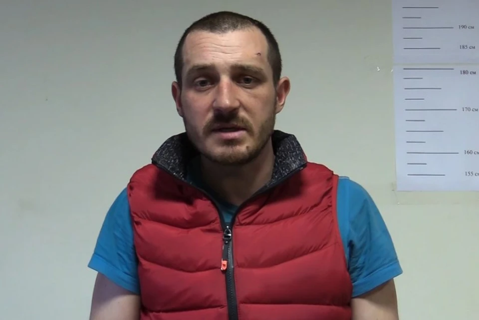 Заместитель командира роты по воспитательной работе бригады морской пехоты Вооруженных сил Украины Сергей Батынский во время допроса.