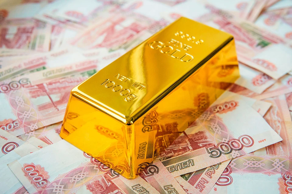 На высоком уровне обсуждается возможность привязать российский рубль к золоту.