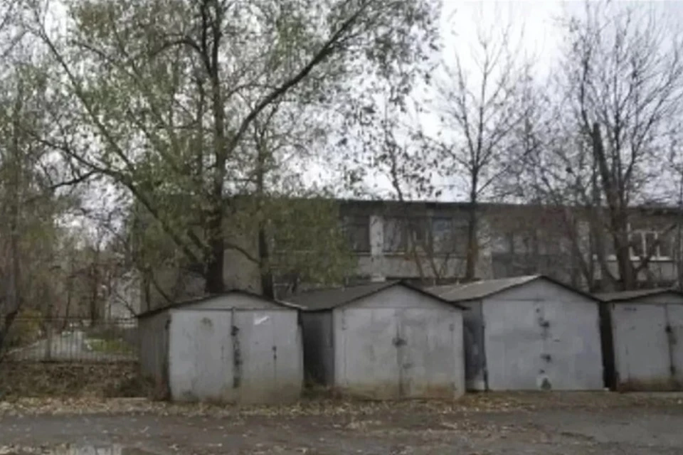 Предполагается, что гаражи были установлены незаконно