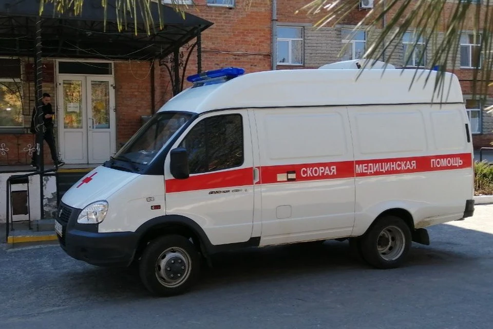 В Ростове мужчина пострадал в столкновении двух иномарок.