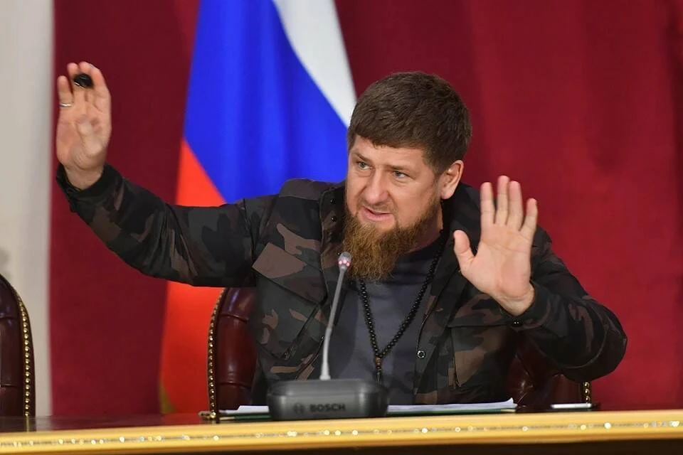 Глава Чечни Кадыров пообещал националистам "интересное представление" на Луганском направлении