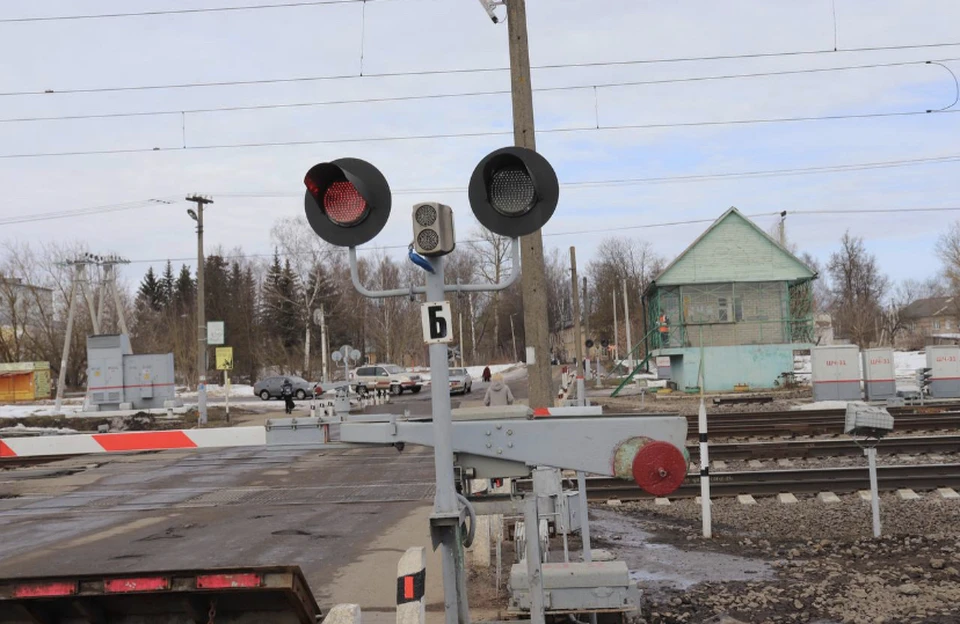 Движение автотранспорта через переезд 356 км в Смоленской области будет ограничено 16 мая на время ремонта. Фото: РЖД.