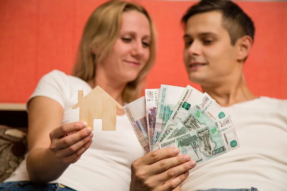Максимальный размер кредита с использованием льготной и семейной ипотеки будет увеличен до 30 млн рублей для столичных регионов и до 15 млн рублей для других субъектов Федерации.