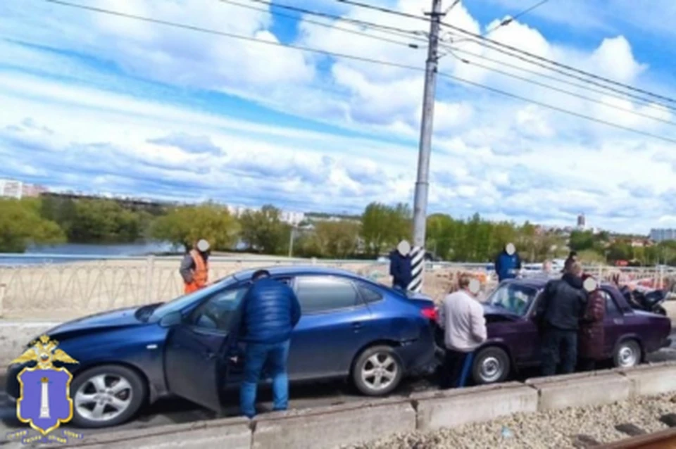 Тройное ДТП на минаевском мосту спровоцировал водитель "семёрки"