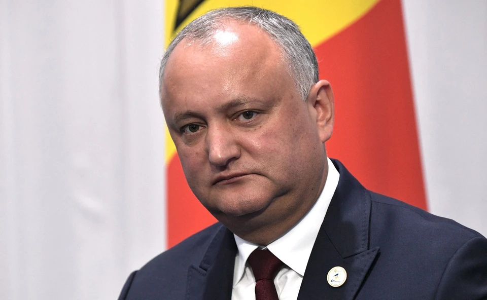 Экс-президенту Молдавии Игорю Додону предъявили обвинение в госизмене.