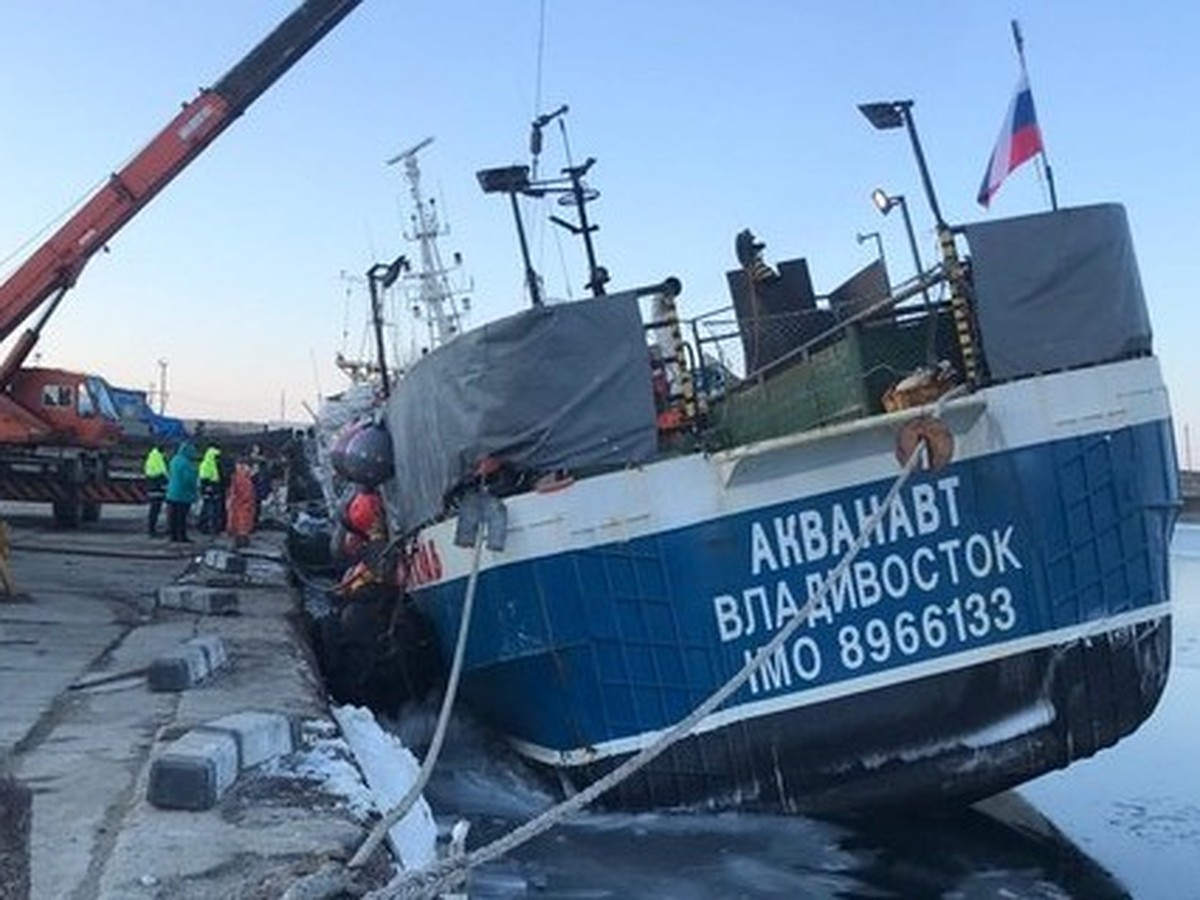 Звал его, а потом потерял сознание»: бывший шкипер затонувшего в Зарубино  судна рассказал свою версию гибели механика - KP.RU