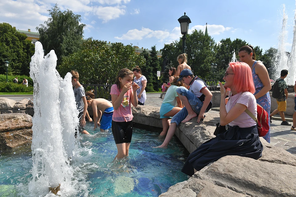 31 мая и 1 июня, москвичей порадует летнее тепло, +25 градусов