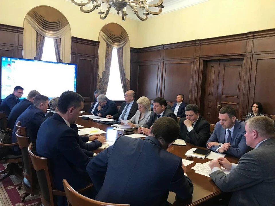 Михаил Исаев на совещании