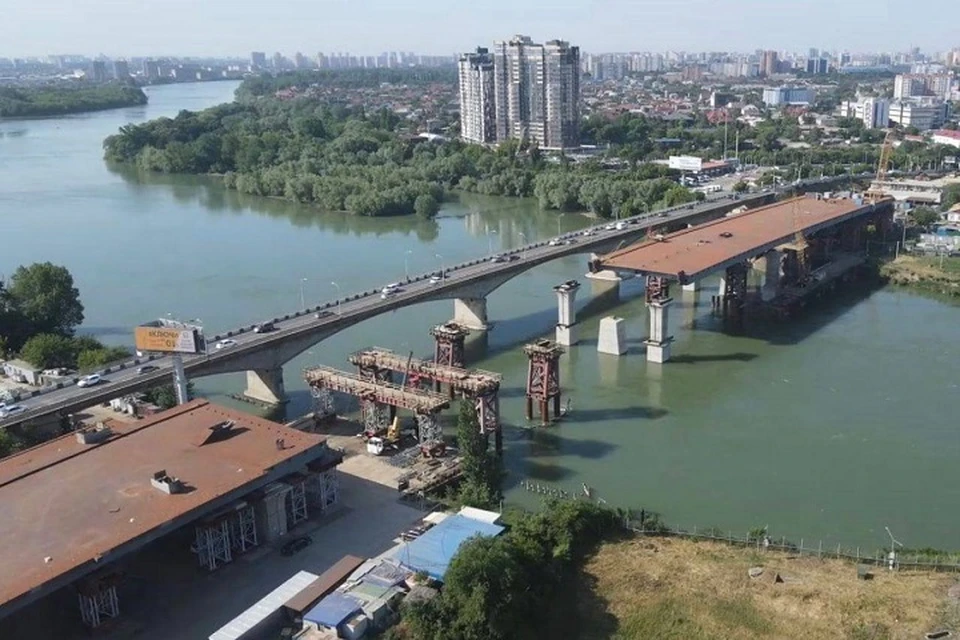 На объекте круглосуточно трудятся около 260 человек. Фото: пресс-служба администрации Краснодарского края