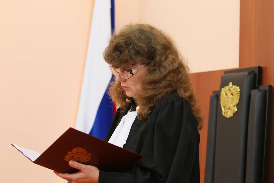 Ранее женщину уже признавали виновной в злоупотреблении полномочиями и фальсификации финансовых документов.