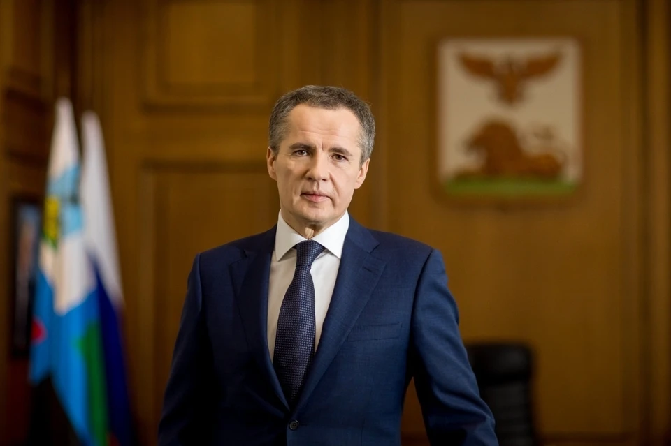 По словам Вячеслава Гладкова, причина взрывов - пожар на объекте.