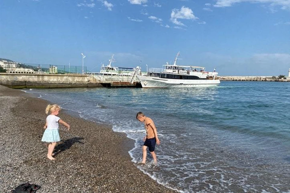 В июне на крымских пляжах немноголюдно
