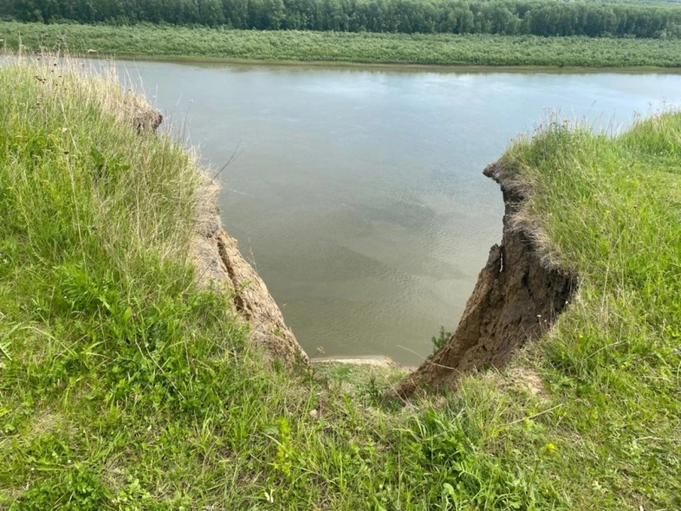 Жуково томская область. Малиновка Кривошеинский район. Томская область обрывы. Село Малиновка Томская область Кривошеинский район. Красный Яр Томская область Кривошеинский район.