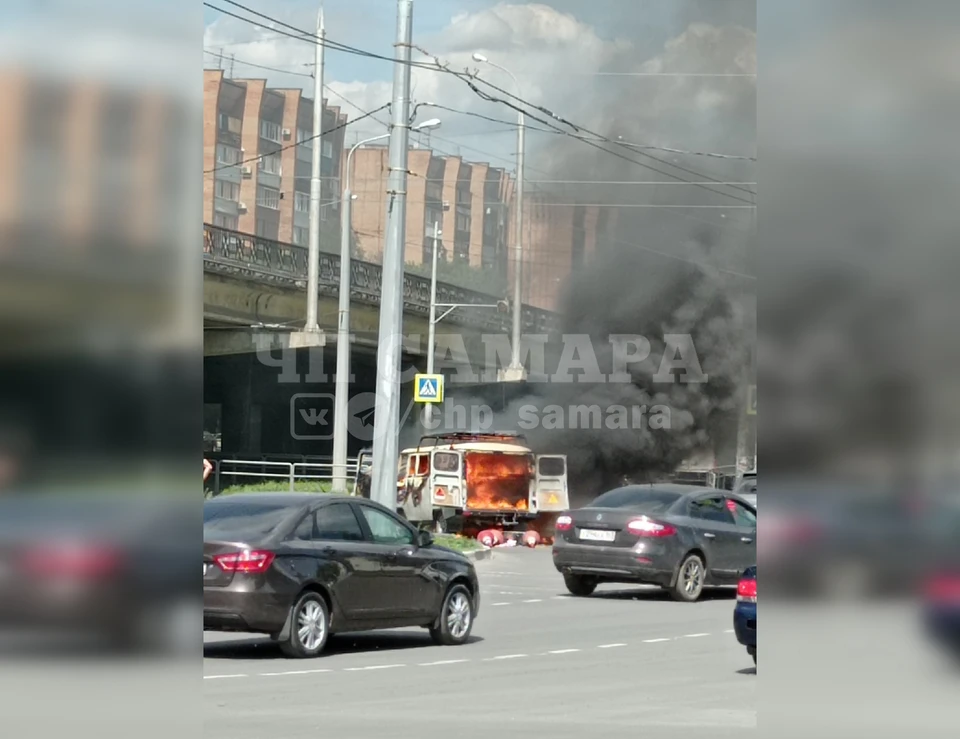 14 июня 2027. Пожар в Самарском ГУВД. Утреннее ДТП на Волоколамском шоссе в Москве 14.06.2022. Пожар в Самарском ГУВД фото. ДТП Кирова и Московское шоссе в Самаре 11.03.2023.