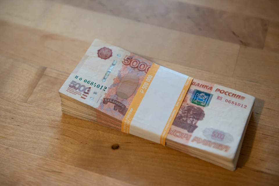 Во Владивостоке владельцы фирмы задолжали подчиненным почти два миллиона рублей