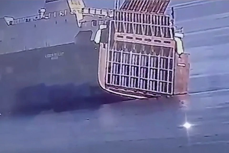 Никто из членов экипажа не пострадал. Фото: кадр из видео.