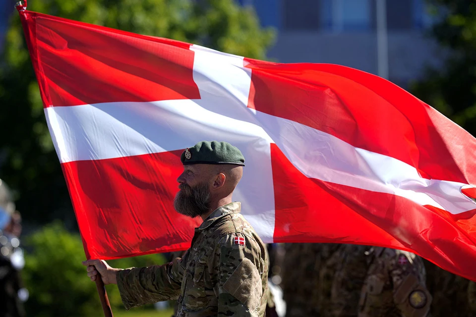В начале мая маленькая Дания решила внести свой посильный вклад в оборону Прибалтики, на которую, как считают в НАТО, вот-вот обрушатся российские полчища.