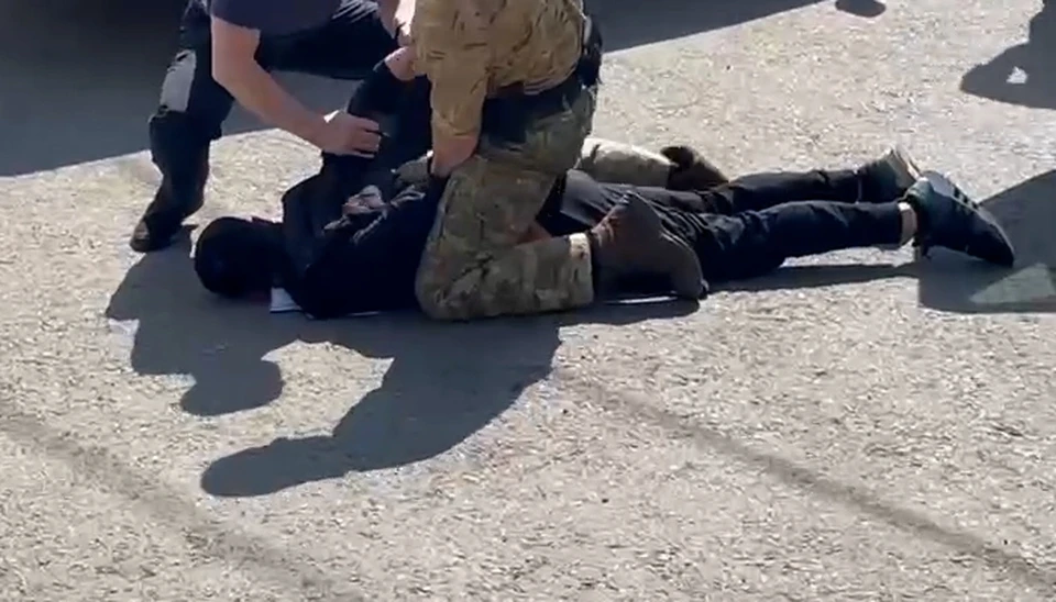 Во Владивостоке спецназ полиции задержал торговцев героином. Фото: пресс-служба УМВД по ПК.