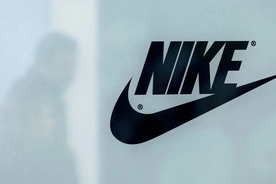 Компания Nike полностью уходит с российского рынка