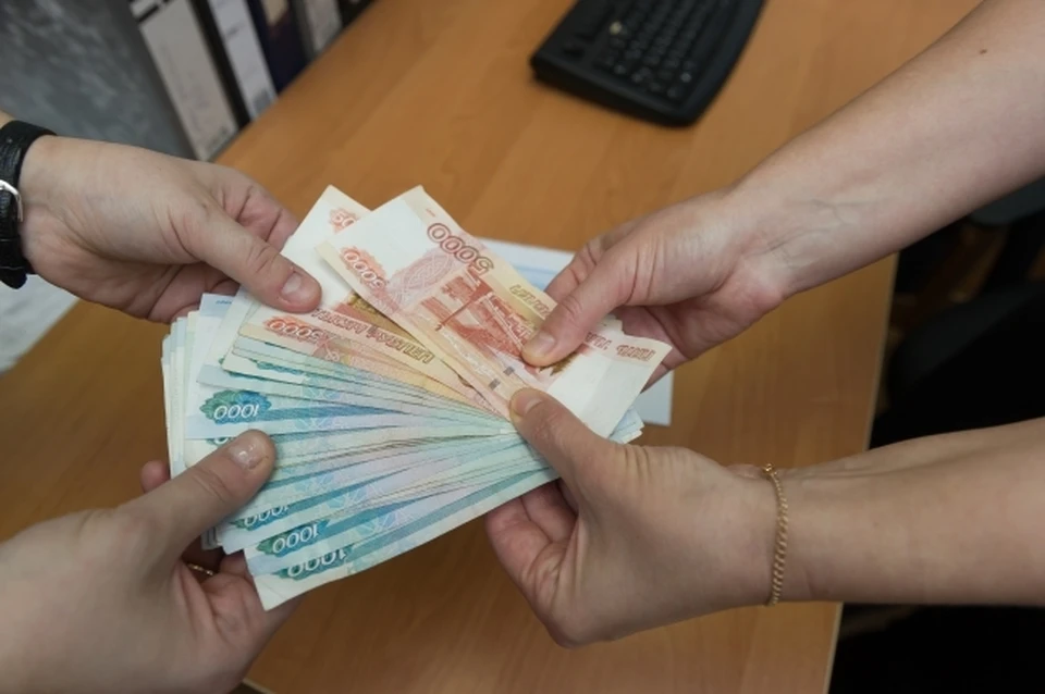 Главврач получил взятку в 120 тысяч рублей.