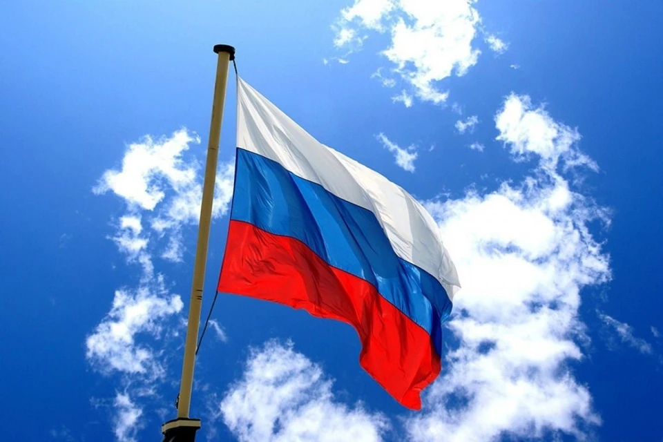 В Кондрово украли 7 флагов РФ