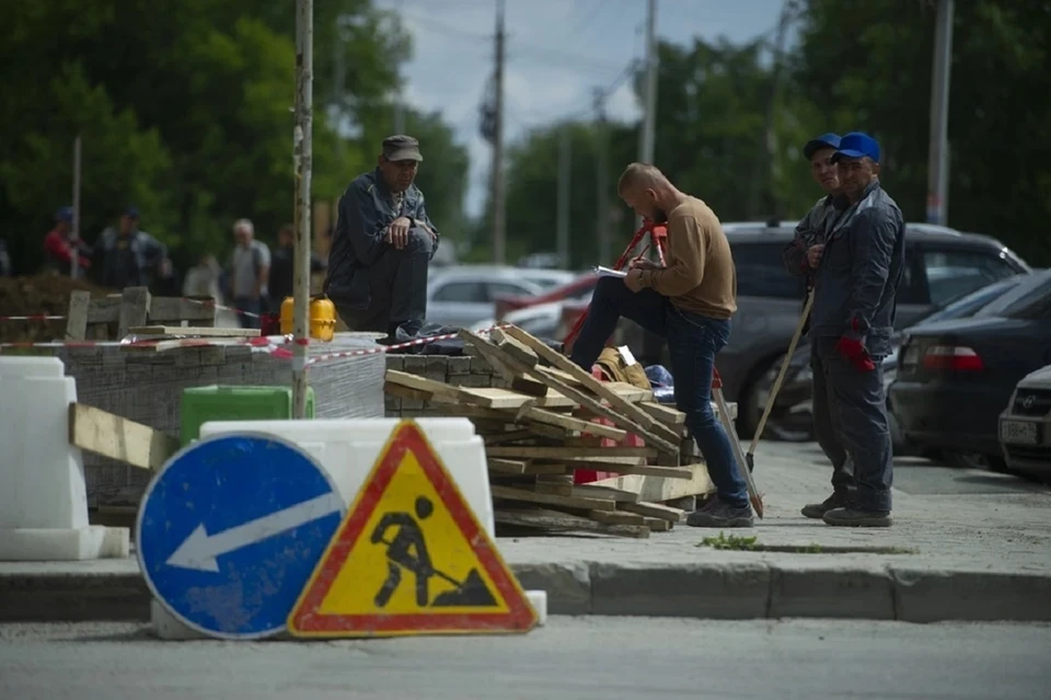 Поменять плитку планируют в Ростове в переулке Соборном от Шаумяна до Серафимовича.