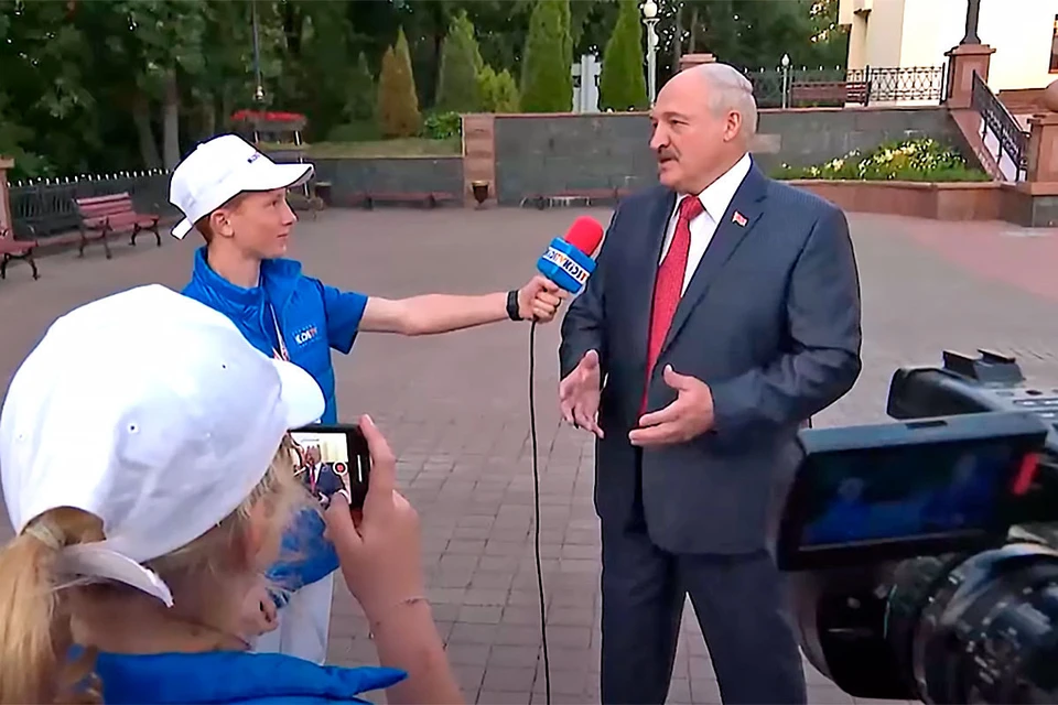 Гнев министра иностранных дел Латвии обрушился на детей из Рижской детской академии радио и телевидения "Academy KidsTV" за интервью с Лукашенко.