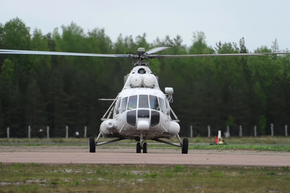 Под Гатчиной жесткую посадку совершил вертолет Росгвардии.