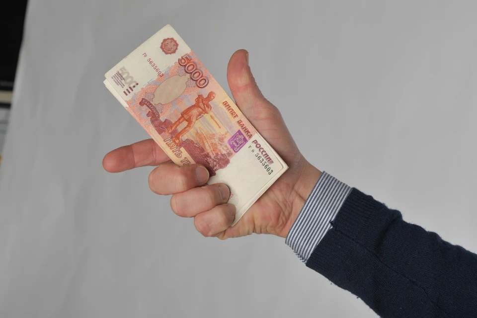 Глава Слюдянки и его заместитель предстанут перед судом за нанесенный ущерб в 600 тысяч рублей