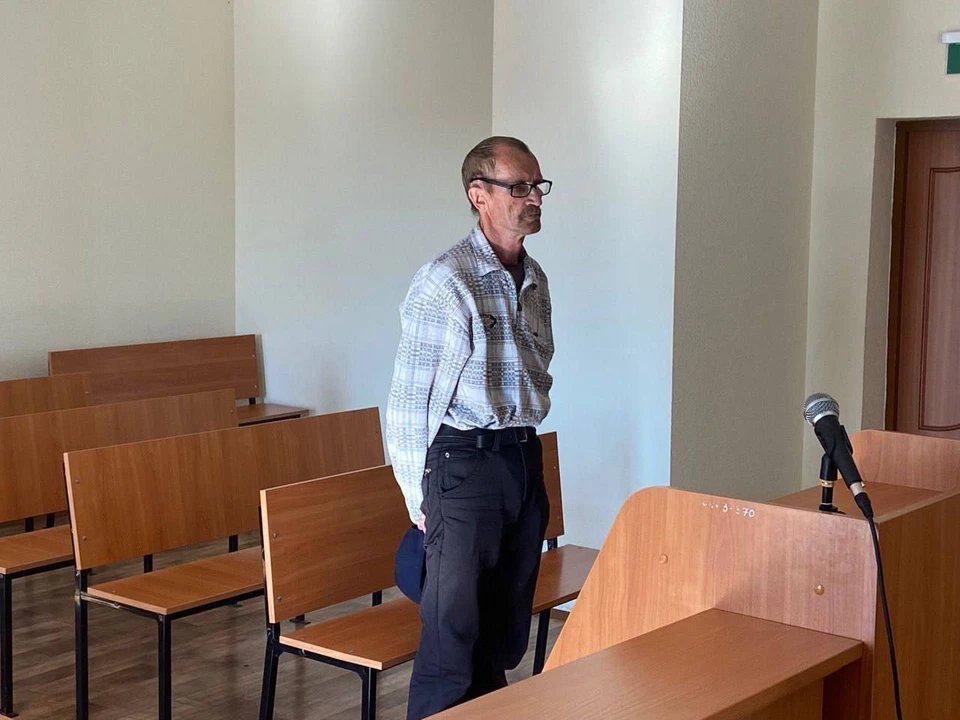Тюменец нашел ружье и переделал его в обрез, чтобы разгонять собак.