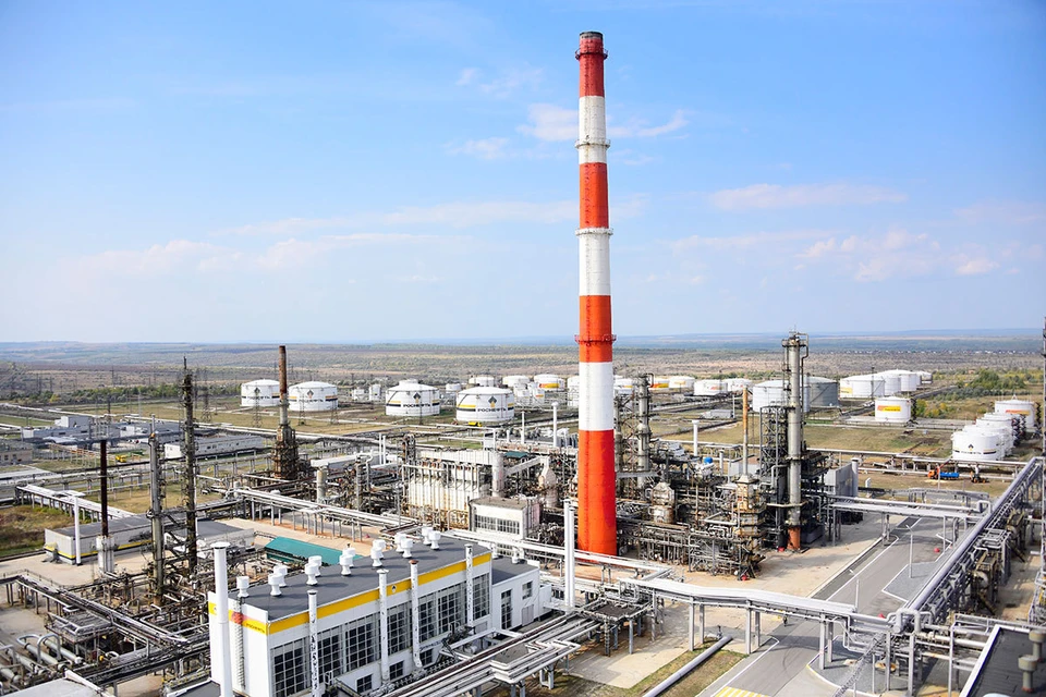 Сызранский НПЗ - флагманское предприятие российской корпорации «Роснефть». Фото: АО «Сызранский НПЗ»