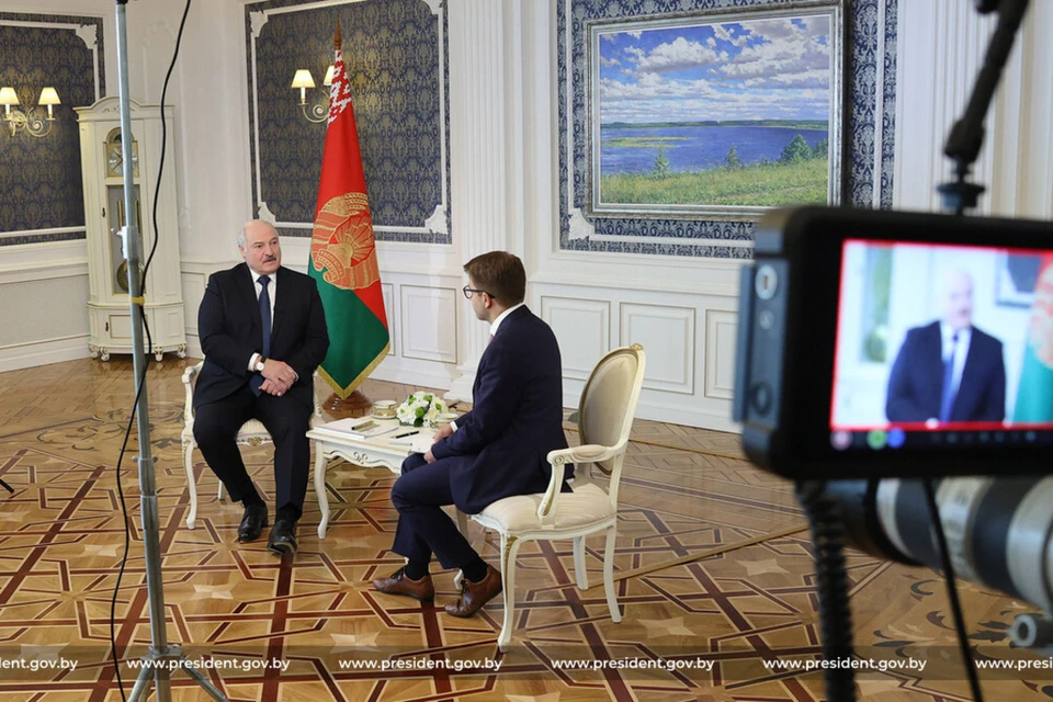 Лукашенко сказал, что теперь с Романом Протасевичем. Фото: пресс-служба президента