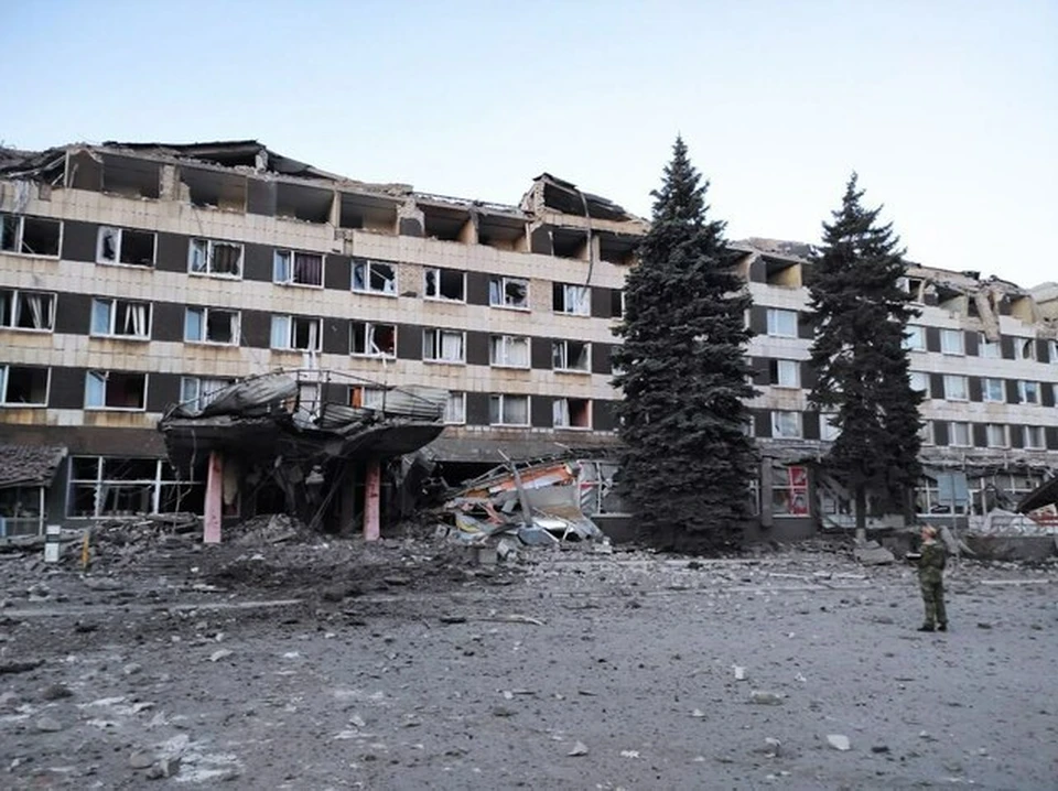 Разрушенная гостиница «Красный Луч». Фото: Администрация города