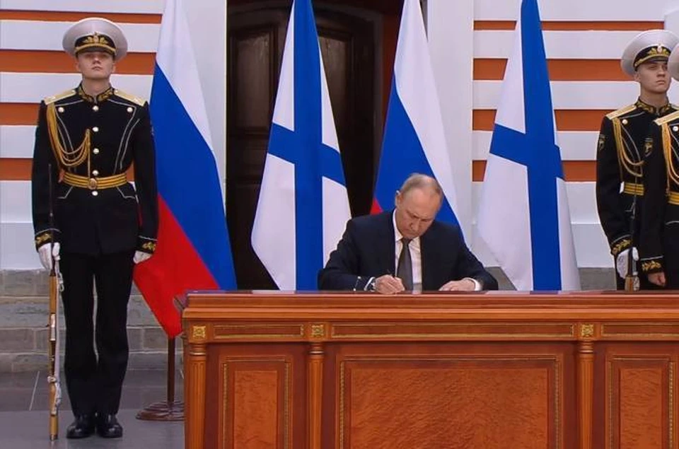 Владимир Путин подписал новую Морскую доктрину и Корабельный устав Военно-морского флота России. Фото: ТАСС