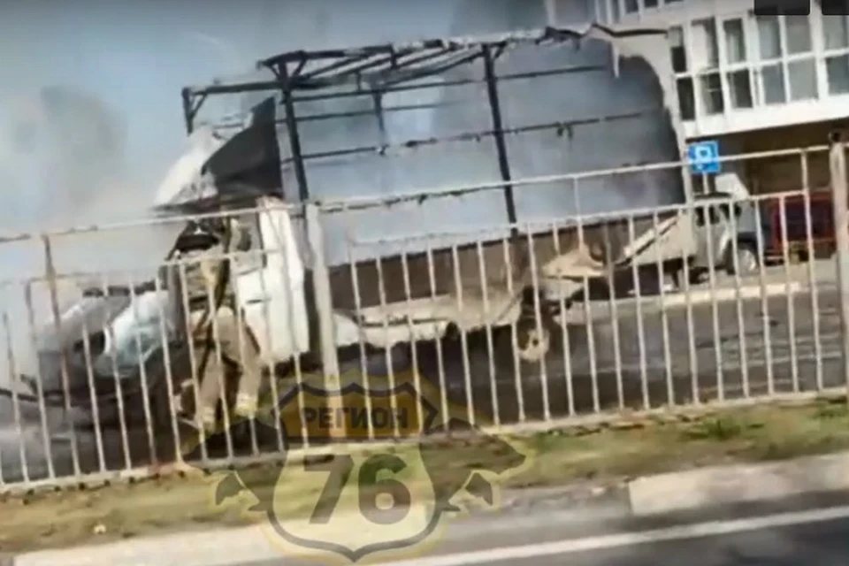В Ярославле сгорела "Газель". Скриншот с видео, "Регион 76 Ярославль"