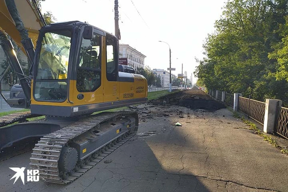 В Твери закрыт проход к Старому Волжскому мосту на площади Мира