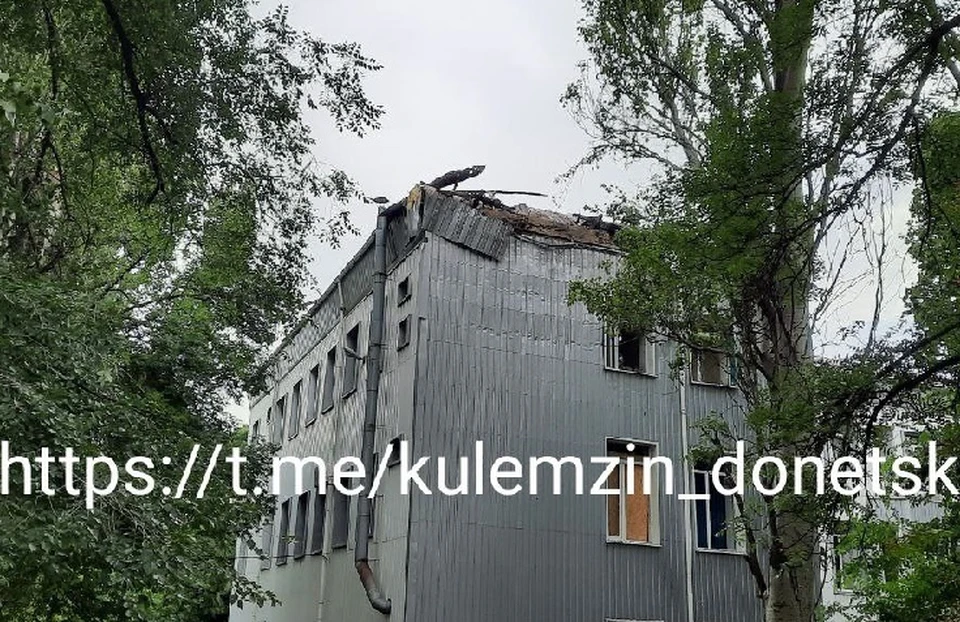 Под огнем украинских боевиков оказалась городская больница №17 города Донецка. Фото: Кулемзин/ТГ