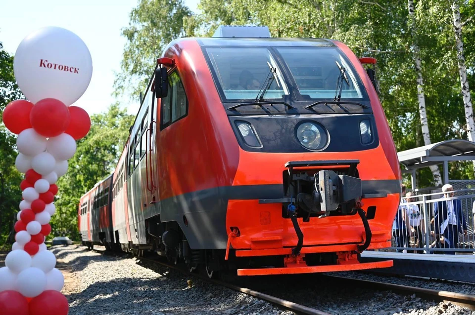 Городской поезд связал областной центр и Котовск