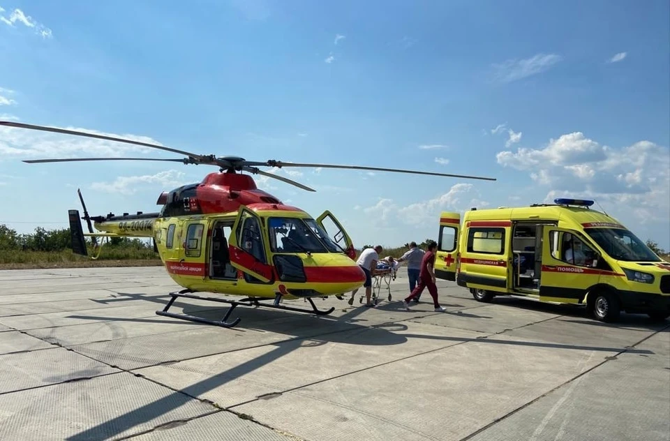 Пострадавшего экстренно доставили в Самару на вертолете санавиации. Фото: министерство здравоохранения Самарской области