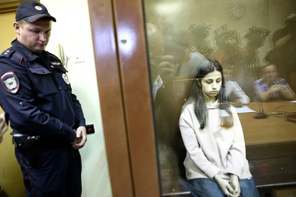 Дело сестер Хачатурян вернули следователю для выяснения обстоятельств сексуального насилия и истязаний