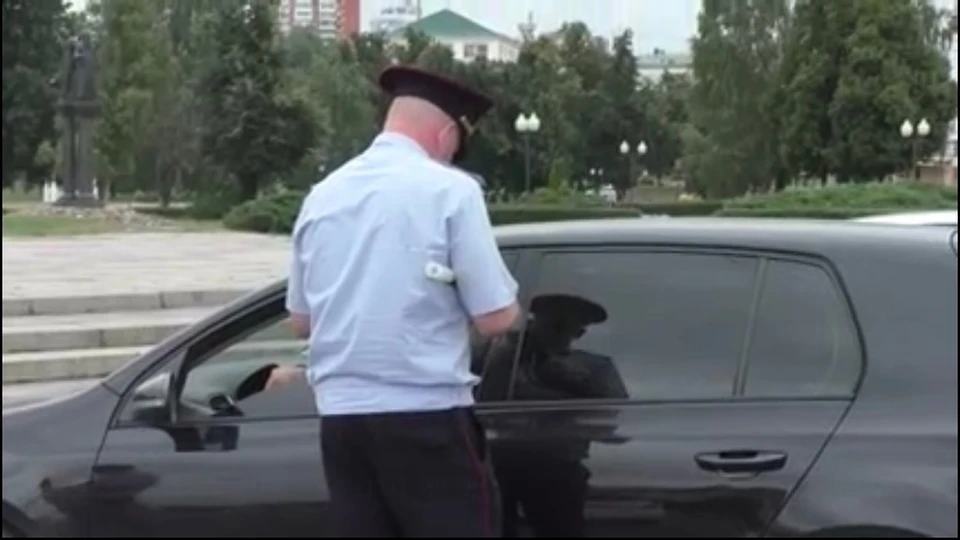 Любители затемнить окна в машине нарвались на штрафы