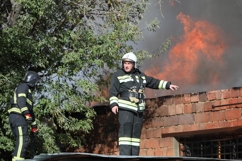 Серьезные пожары сегодня также разгорелись в Ростове и Новочеркасске