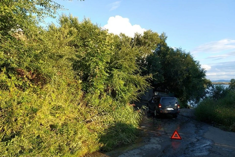 Велосипедист попал в больницу после столкновения с автомобилем в Хабаровске