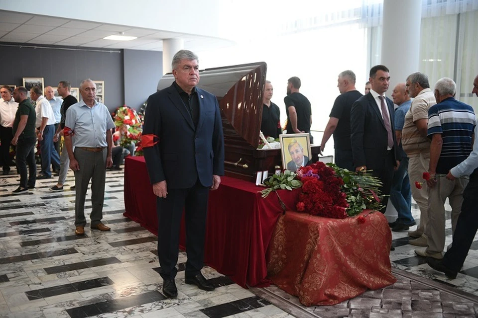В Набережных Челнах простились с экс-гендиректором quot;Камгэсэнергострояquot; Александр