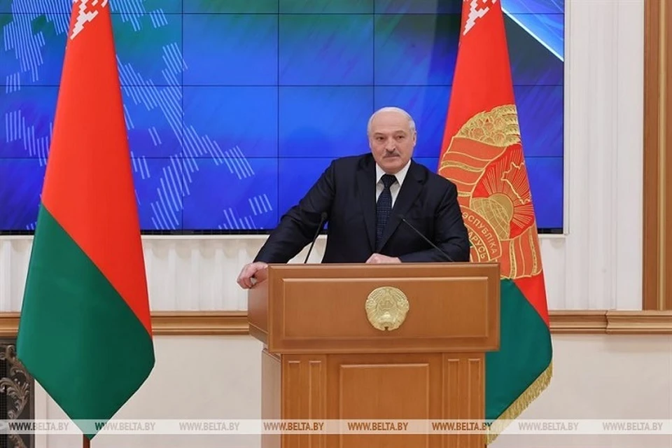Александр Лукашенко во время открытого урока во Дворце Независимости. Фото: БелТА